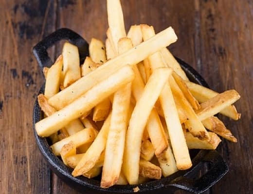 Фото Маленькая порция картофеля фри